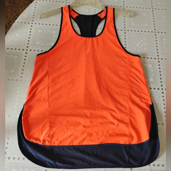Lululemon Pump It Up TankLight Flare / Inkwell, Size 4 - Picture 12 of 16